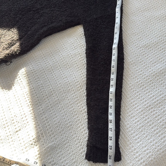 Sweaty Betty Turtleneck Sweater - Picture 14 of 14